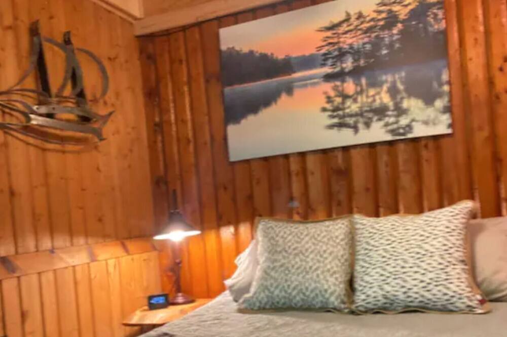 Photo of Bedroom in Harrison