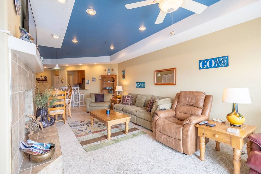 Photo of Livingroom in Lake Ozark
