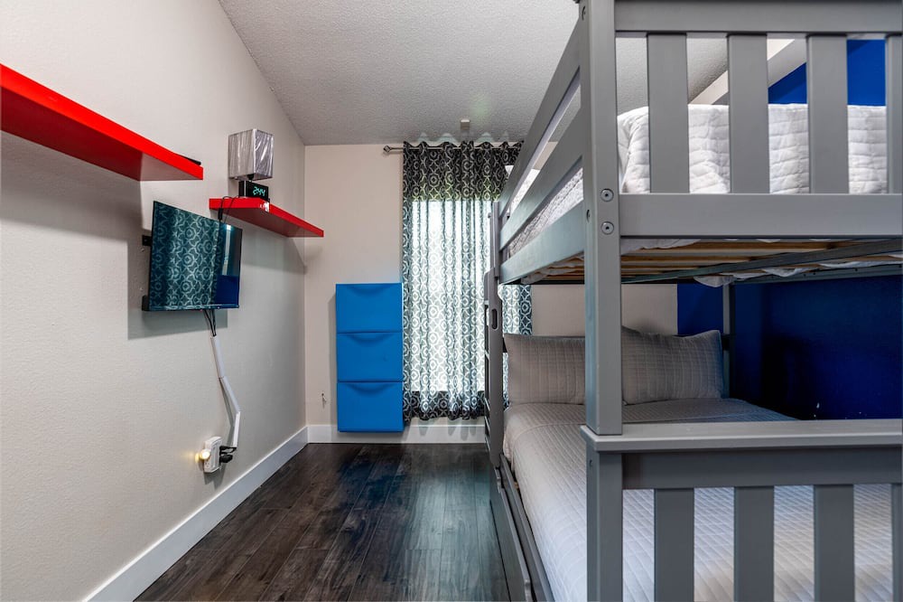 Photo of Bedroom in Fairvilla