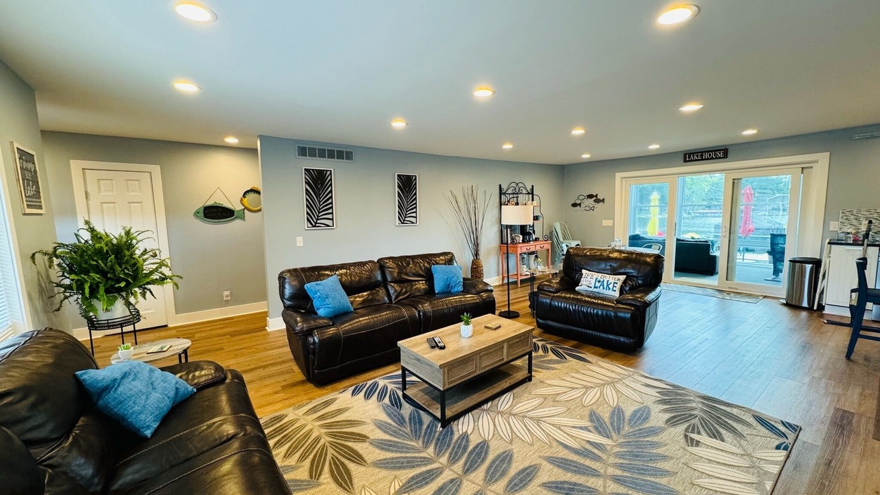 Photo of Livingroom in Cassopolis