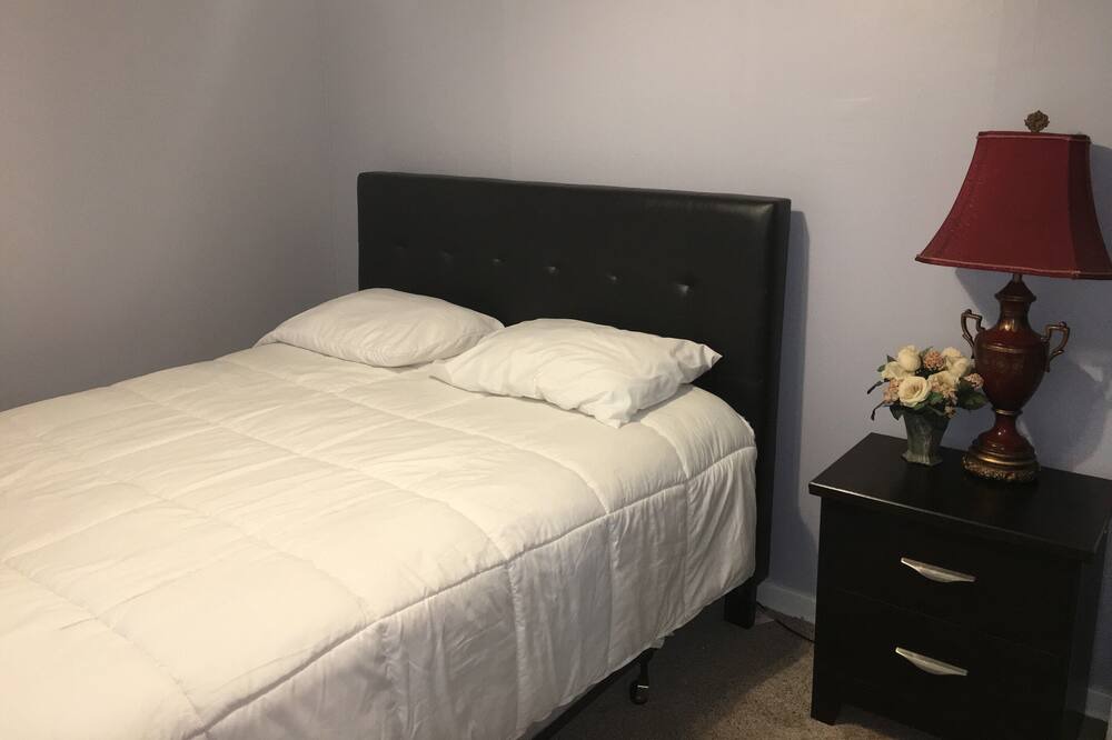 Photo of Bedroom in Idlewild