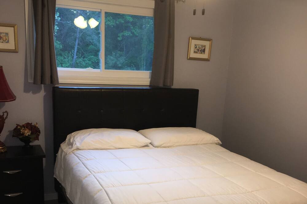 Photo of Bedroom in Idlewild