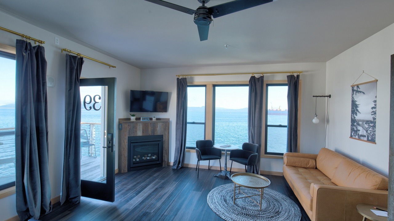 Photo of Others in Astoria