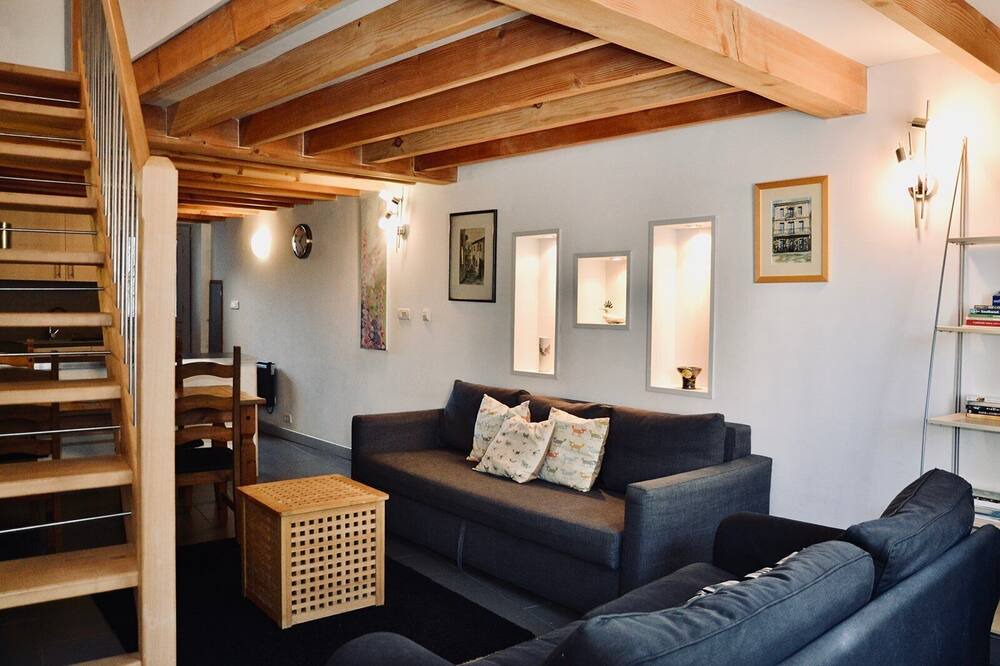 Photo of Livingroom in Bellegarde-du-Razes