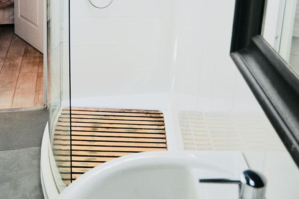 Photo of Bathroom in Bellegarde-du-Razes