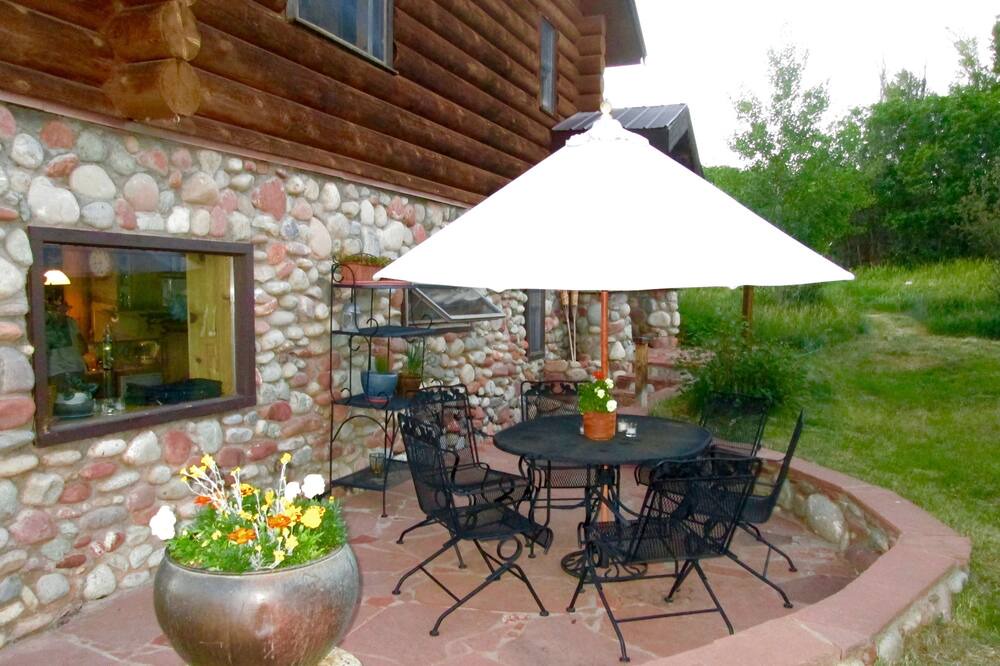 Photo of Patio Balcony in Missouri Heights