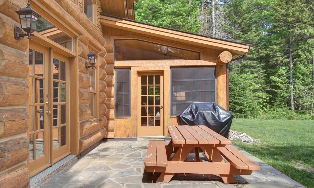 Photo of Outdoor in Fiddler Lake Resort