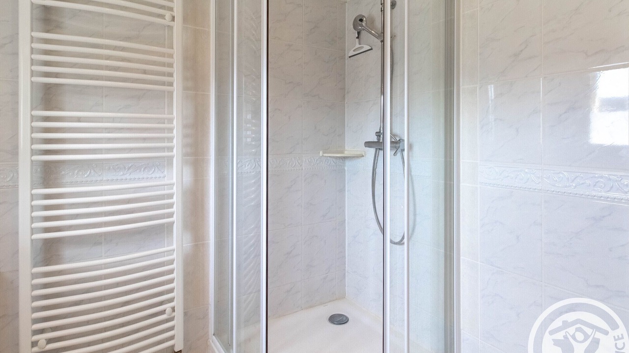 Photo of Bathroom in Saint-Georges-sur-Layon