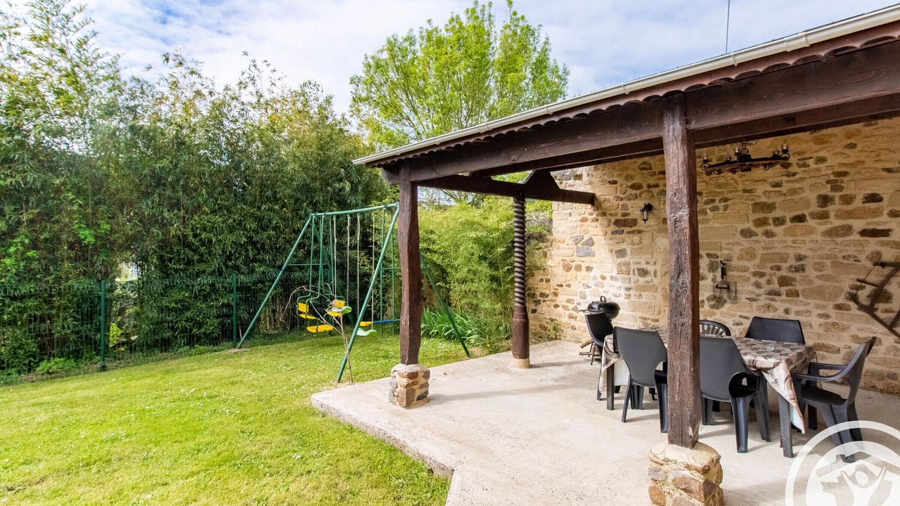 Photo of Outdoor in Saint-Georges-sur-Layon
