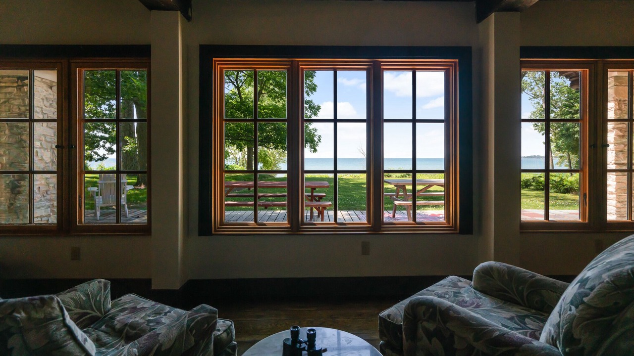 Photo of Livingroom in Fort Erie