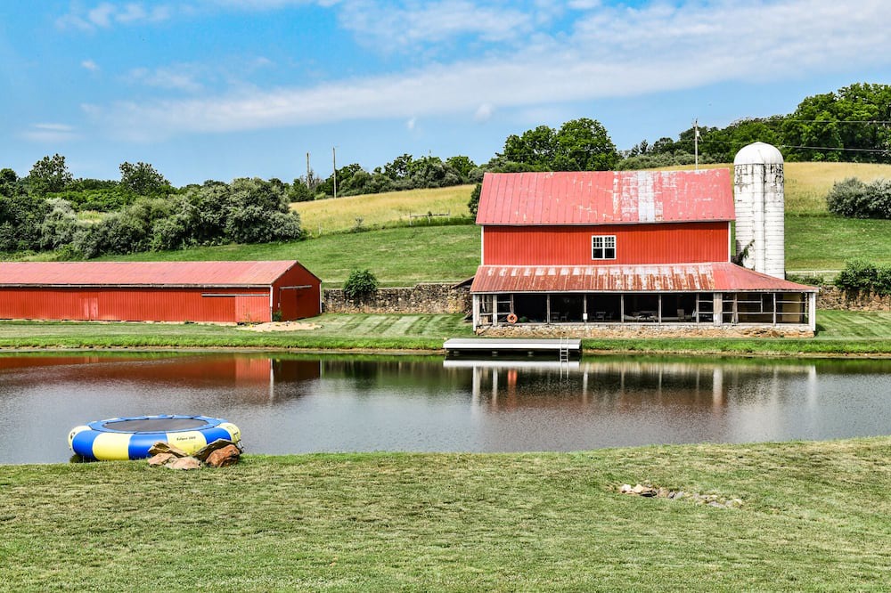 Photo of Outdoor in Paeonian Springs