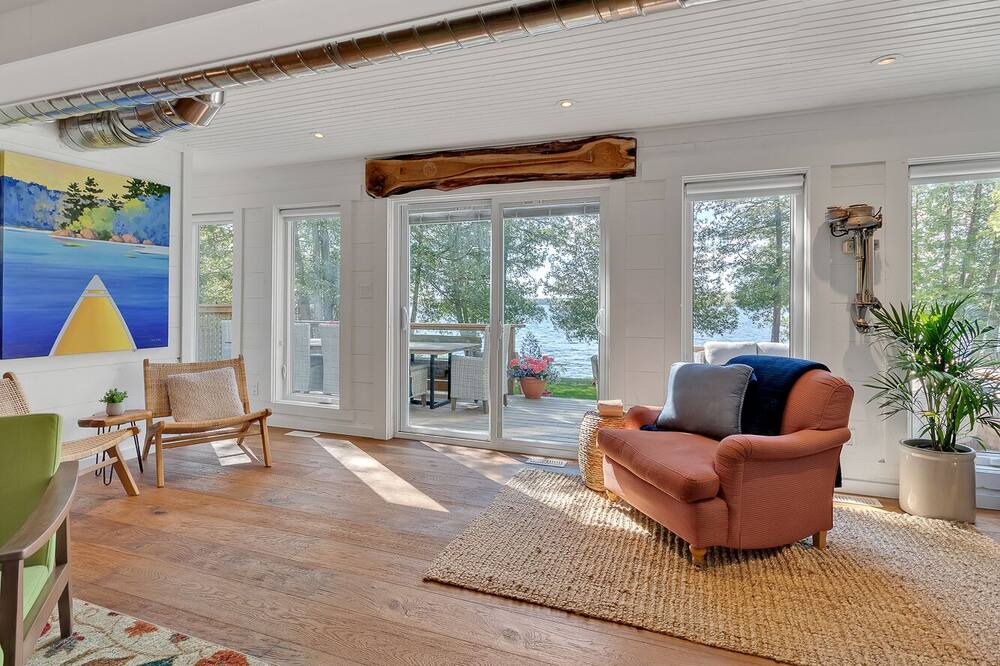 Photo of Livingroom in Dunsford