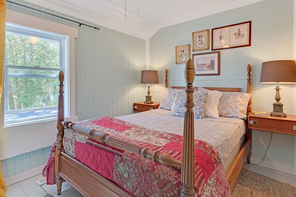 Photo of Bedroom in Dunsford