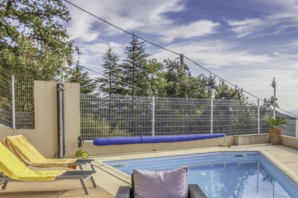 Photo of Outdoor in Taillet