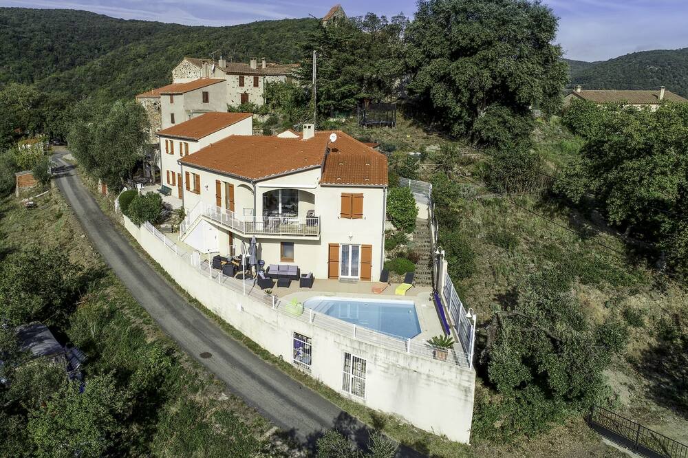 Photo of Outdoor in Taillet