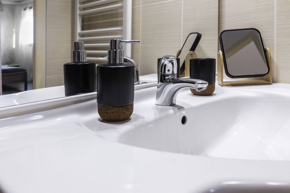 Photo of Bathroom in Taillet