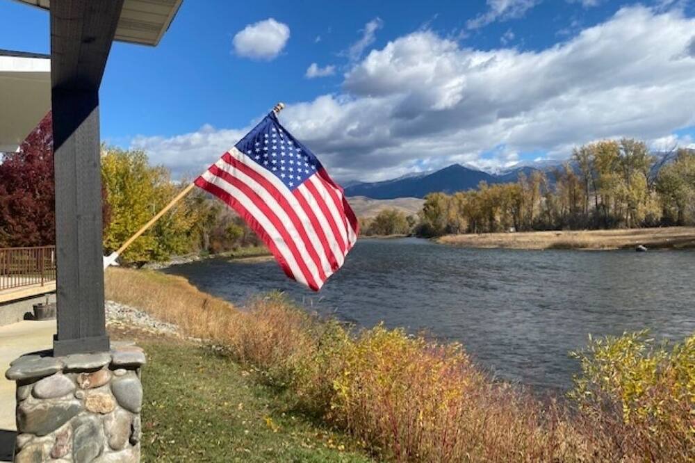 Photo of Others in Carmen