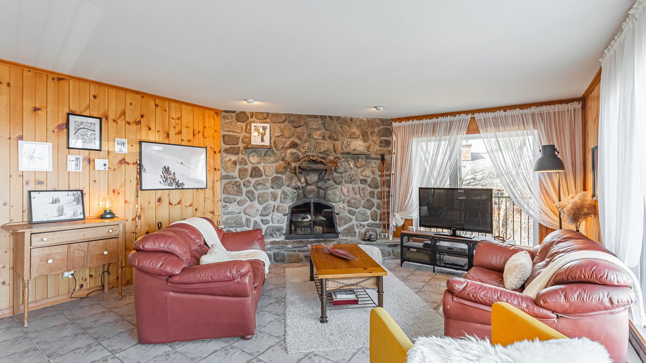 Photo of Livingroom in Sutton