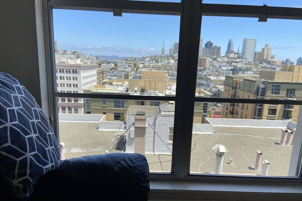 Photo of Others in Pacific Heights