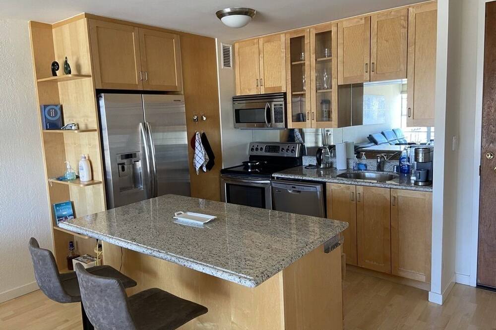 Photo of Others in Pacific Heights