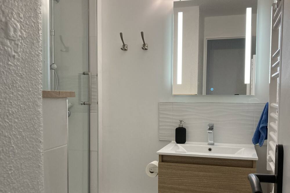 Photo of Bathroom in Aillon-le-Jerune