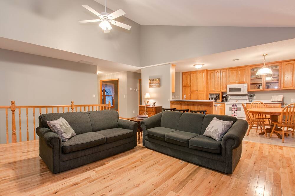 Photo of Bedroom in Deerwood