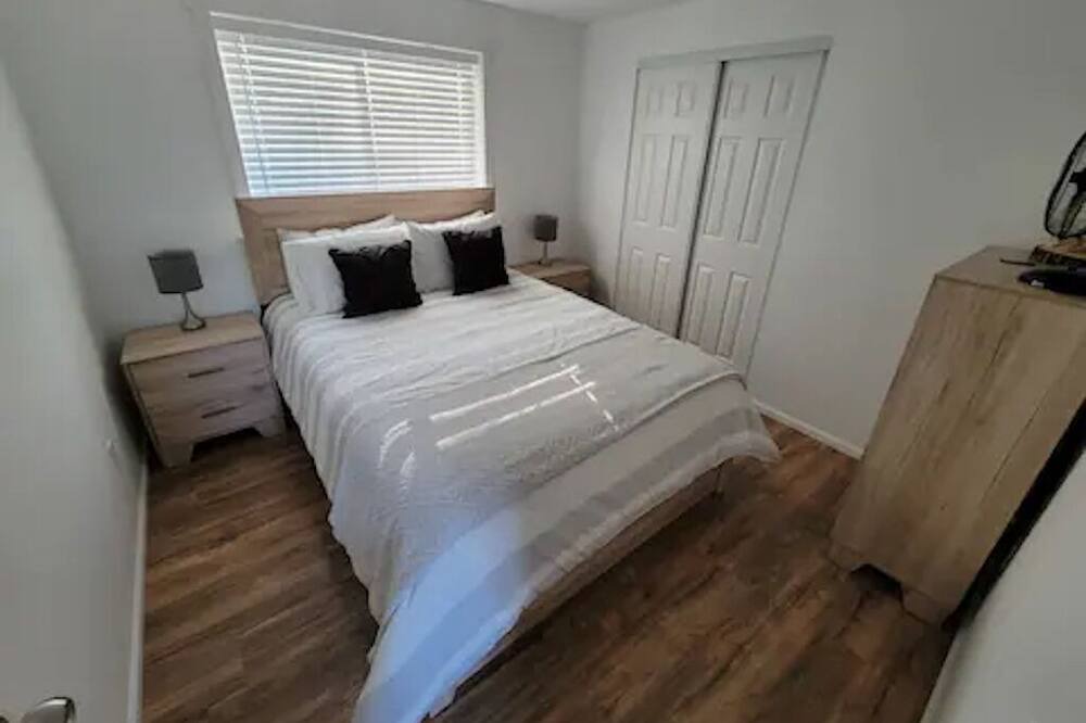 Photo of Bedroom in West Stayton