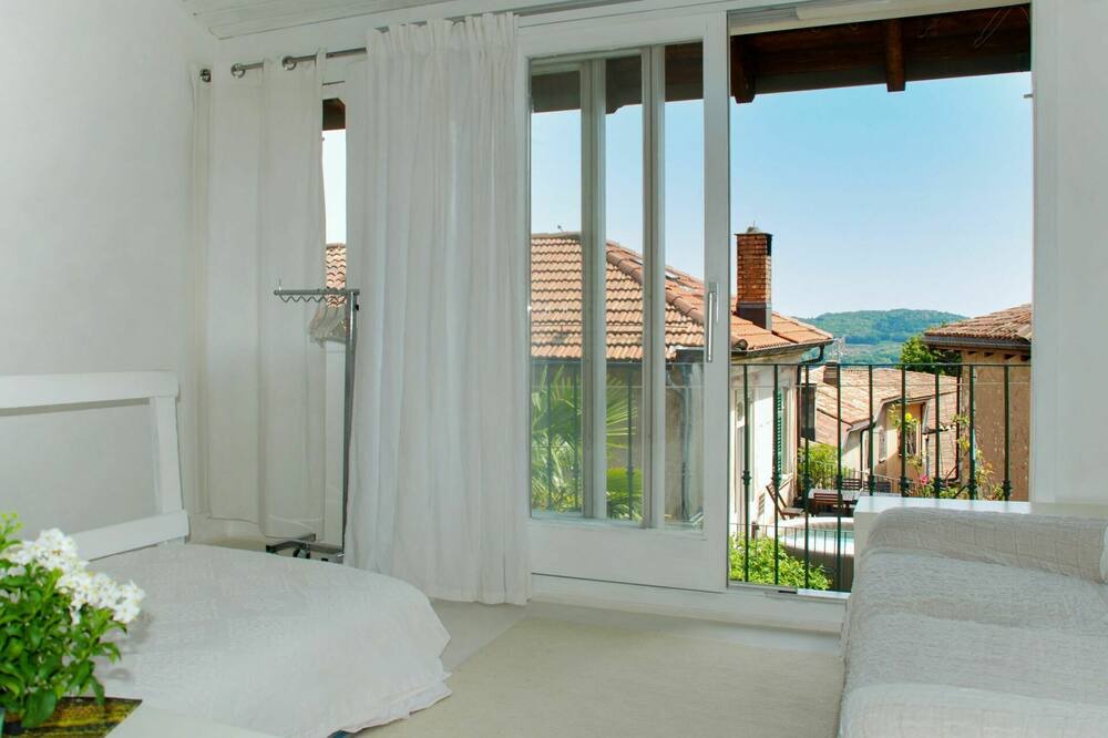 Photo of Bedroom in Tremona