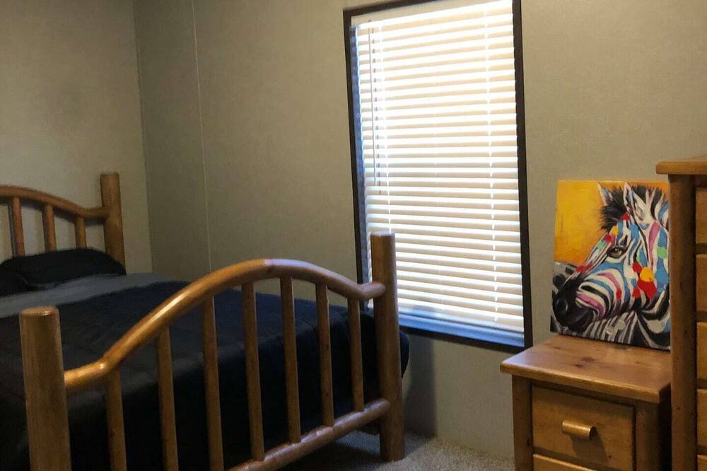 Photo of Bedroom in Gordonville