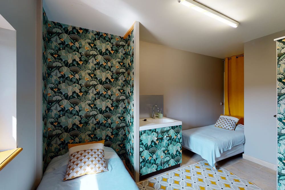 Photo of Bedroom in Courson