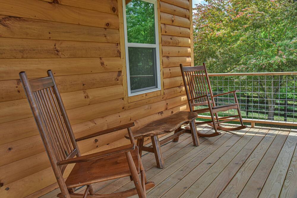 Photo of Outdoor in Hendersonville