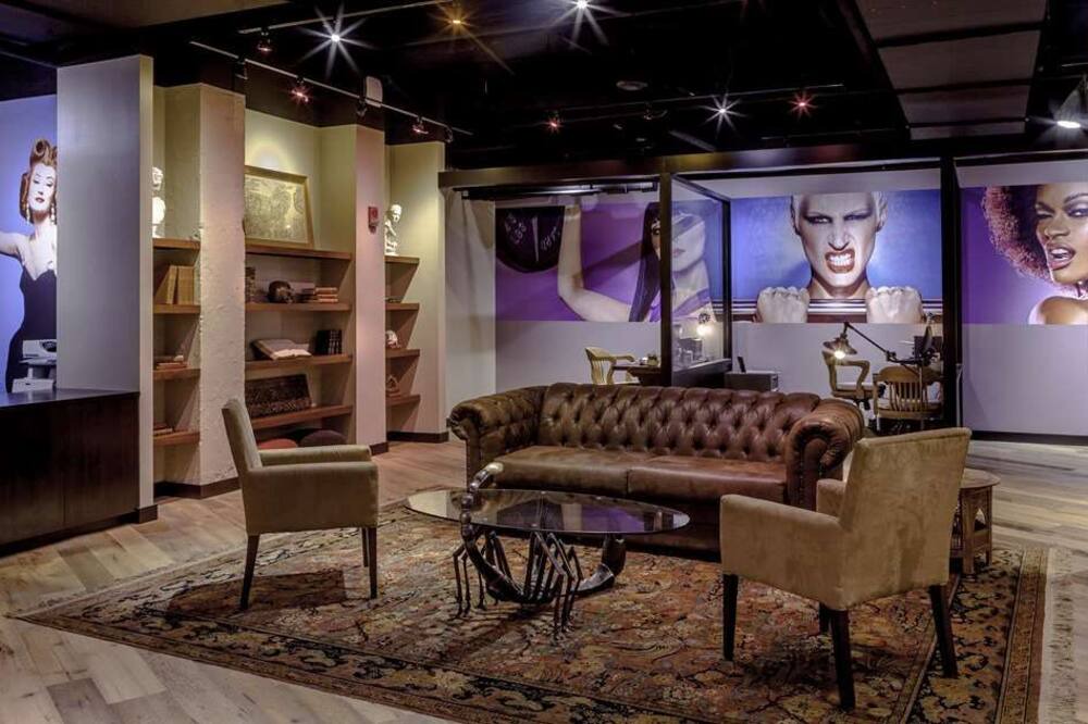 Photo of Others in Downtown Boston