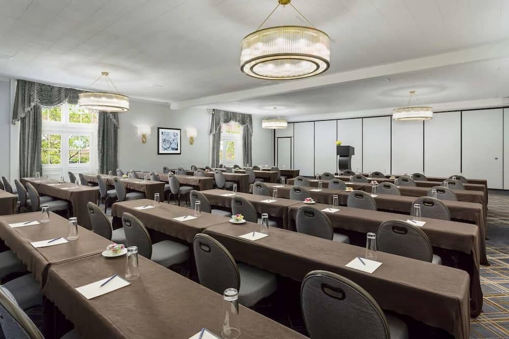 Photo of Others in Downtown Boston