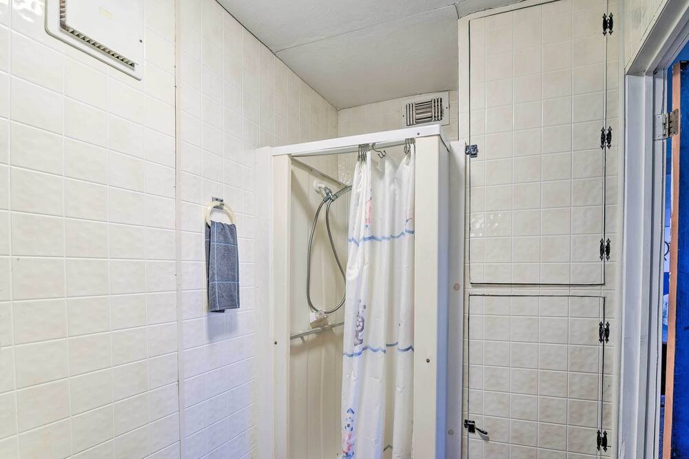 Photo of Bathroom in Surfside Beach