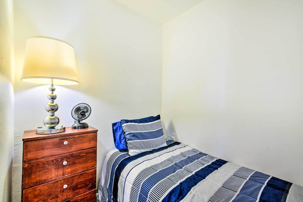 Photo of Bedroom in Surfside Beach