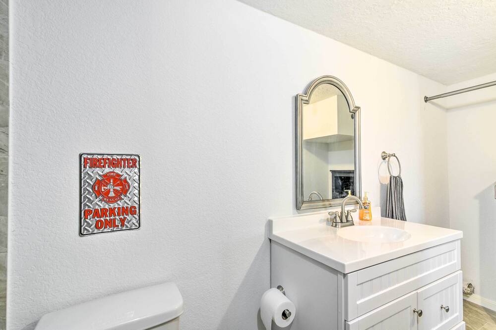Photo of Bathroom in Surfside Beach