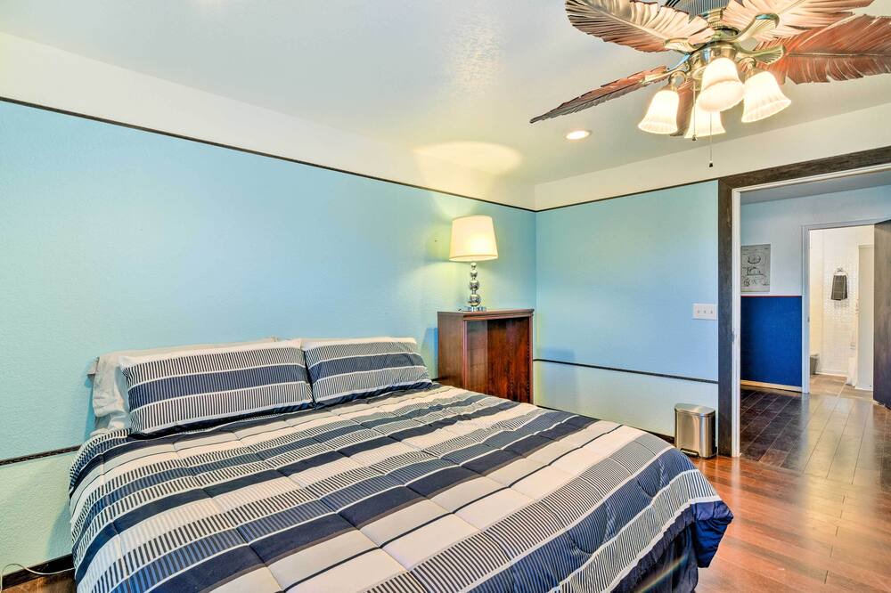 Photo of Bedroom in Surfside Beach