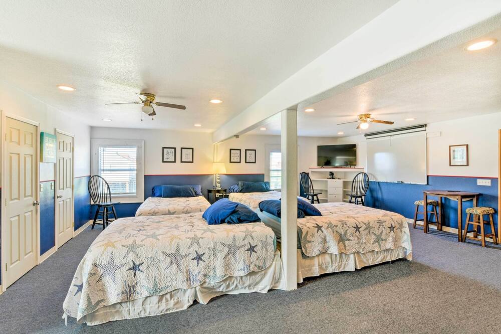 Photo of Bedroom in Surfside Beach