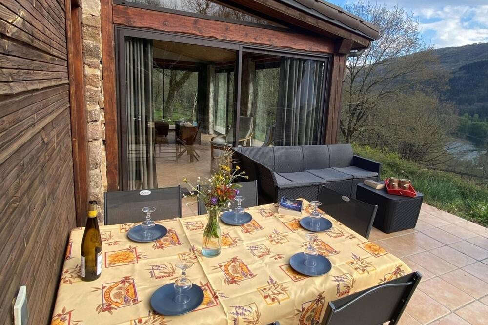 Photo of Patio Balcony in Connac