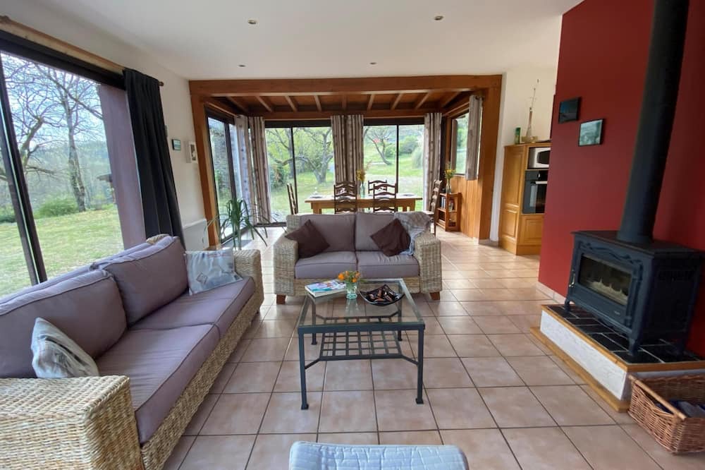 Photo of Livingroom in Connac