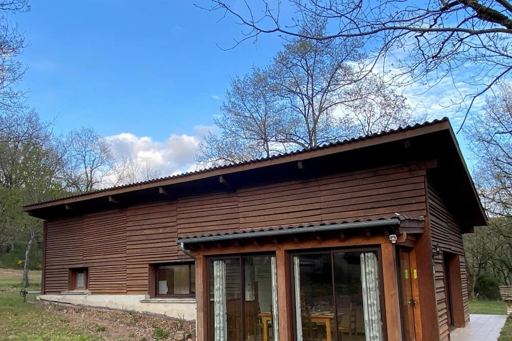 Photo of Outdoor in Connac