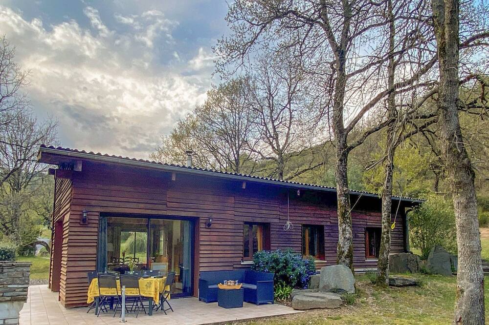 Photo of Outdoor in Connac