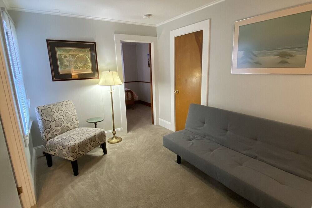 Photo of Livingroom in Plymouth