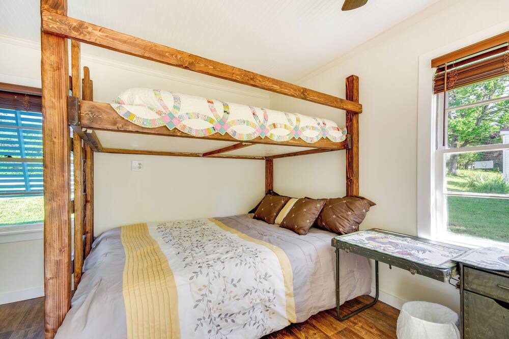 Photo of Bedroom in Henderson