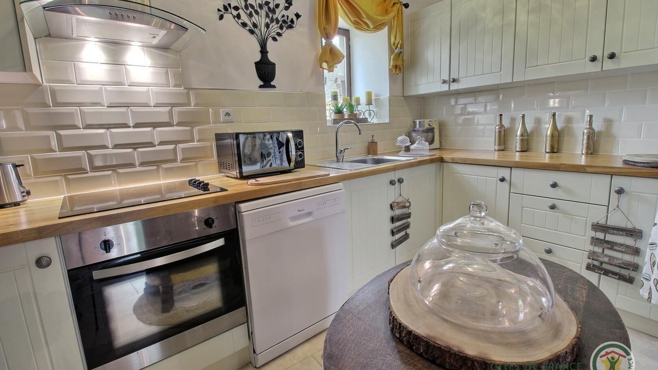 Photo of Kitchen in Plumaudan