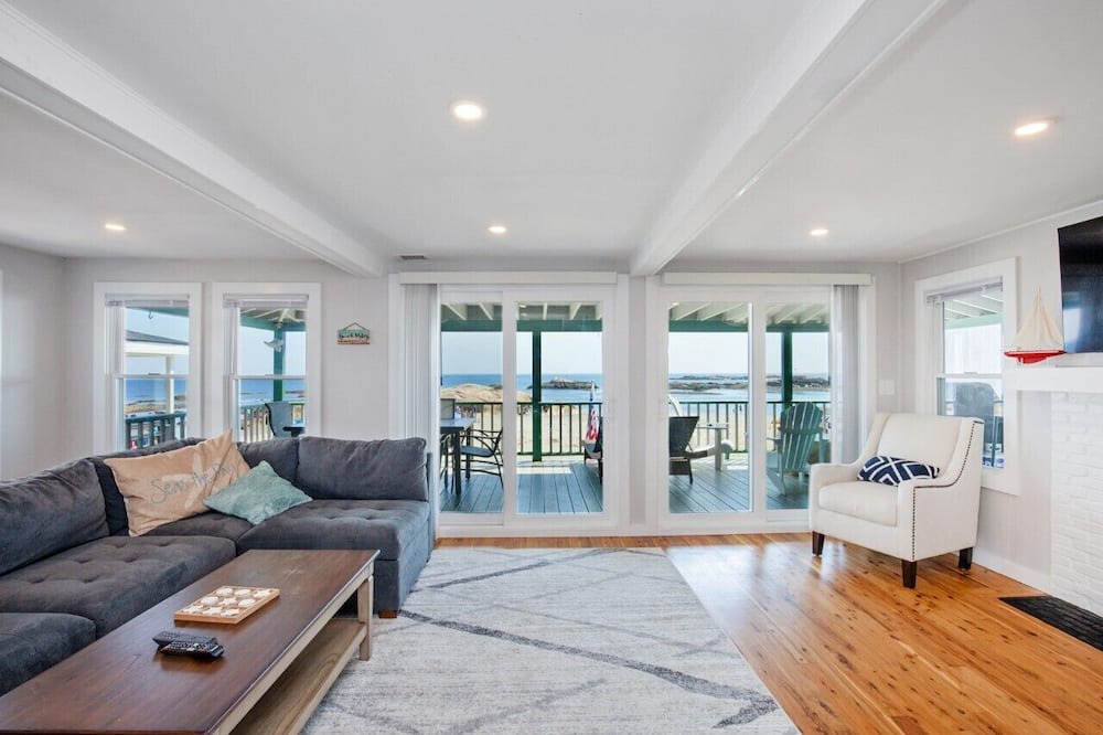 Photo of Livingroom in Minot