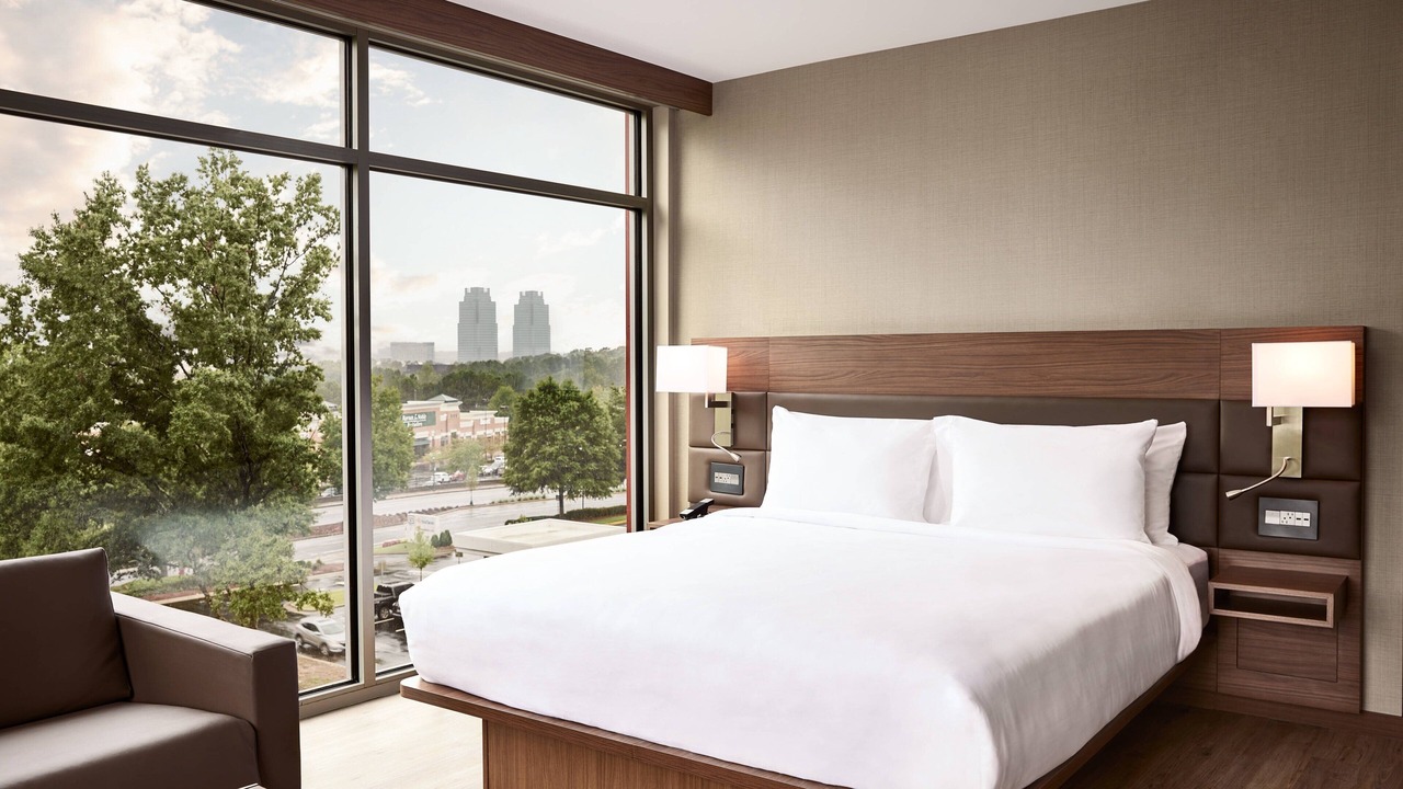 Photo of Bedroom in Dunwoody