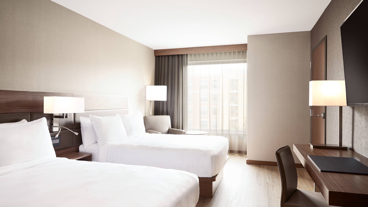 Photo of Bedroom in Dunwoody