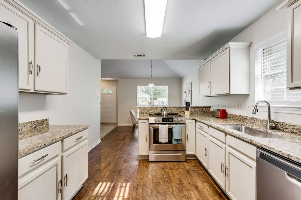 Photo of Kitchen in West Dallas