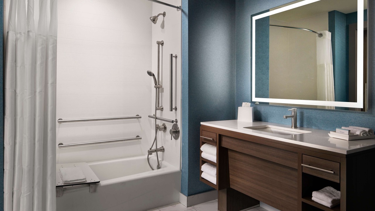 Photo of Others in Larkspur